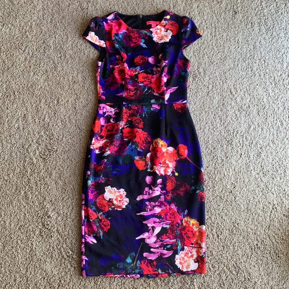 BETSEY JOHNSON Floral Dress